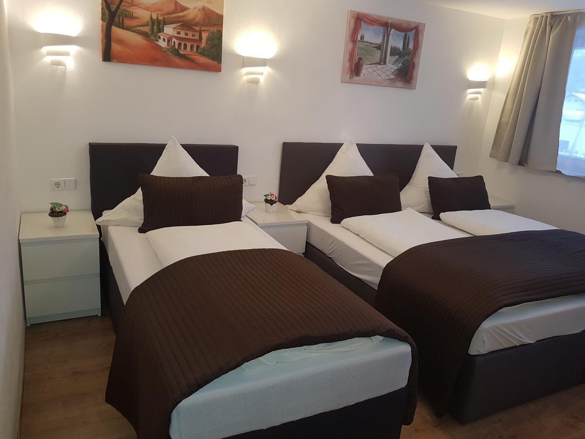 Fussen Apartments - West Apartments المظهر الخارجي الصورة