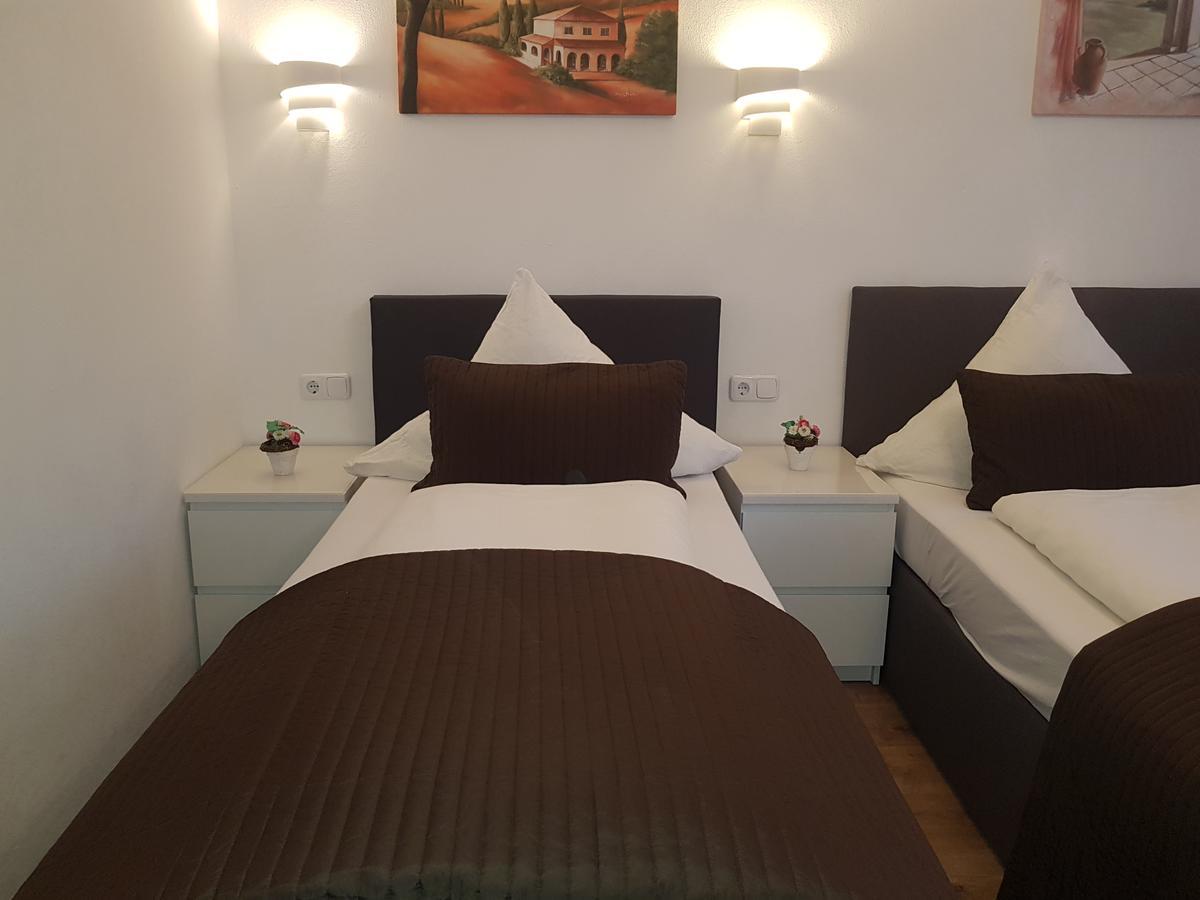 Fussen Apartments - West Apartments المظهر الخارجي الصورة